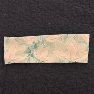 Crowned Athletics Lily Pad Princess Athletic Headbabd